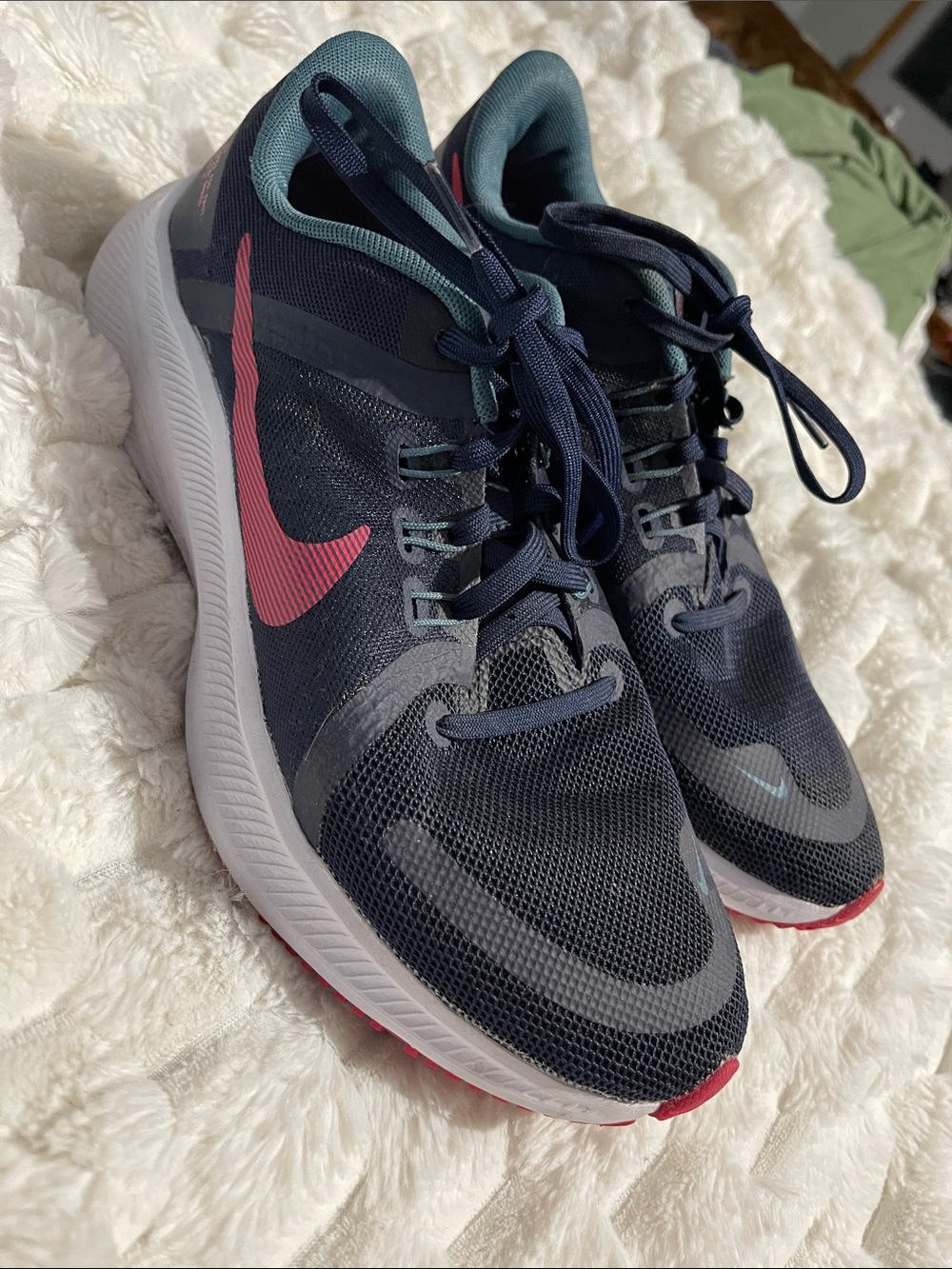 Nike Women's Navy and Teal Running Sneakers with Pink Swoosh